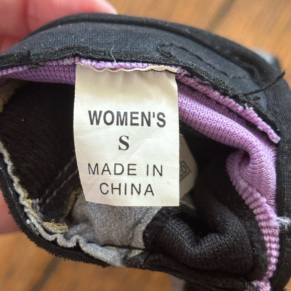 GIANT Women’s Full Finger Cycling Gloves (S) - Picture 6 of 7